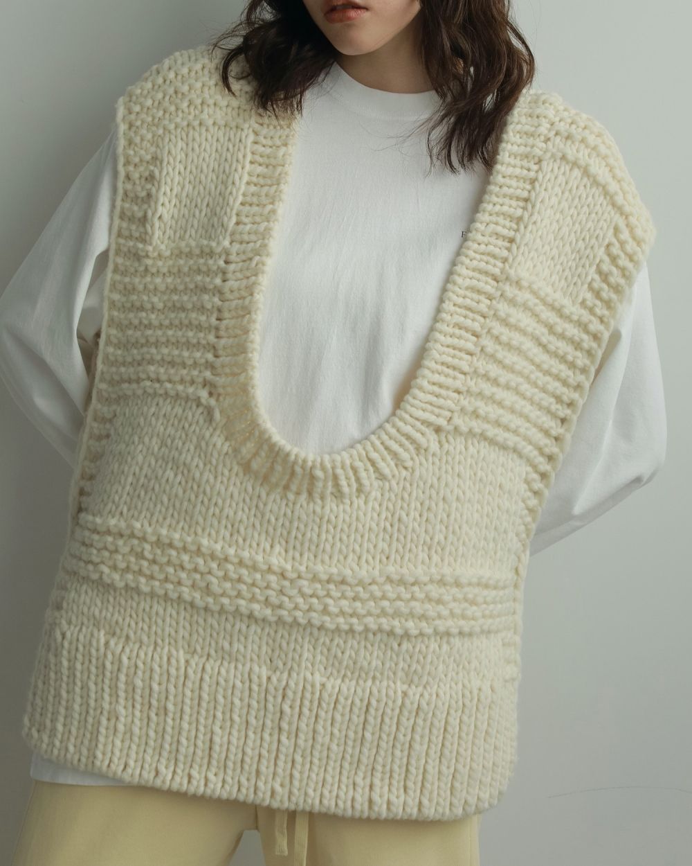 【anuke】Uneck Handknit Vest - Champdelarose