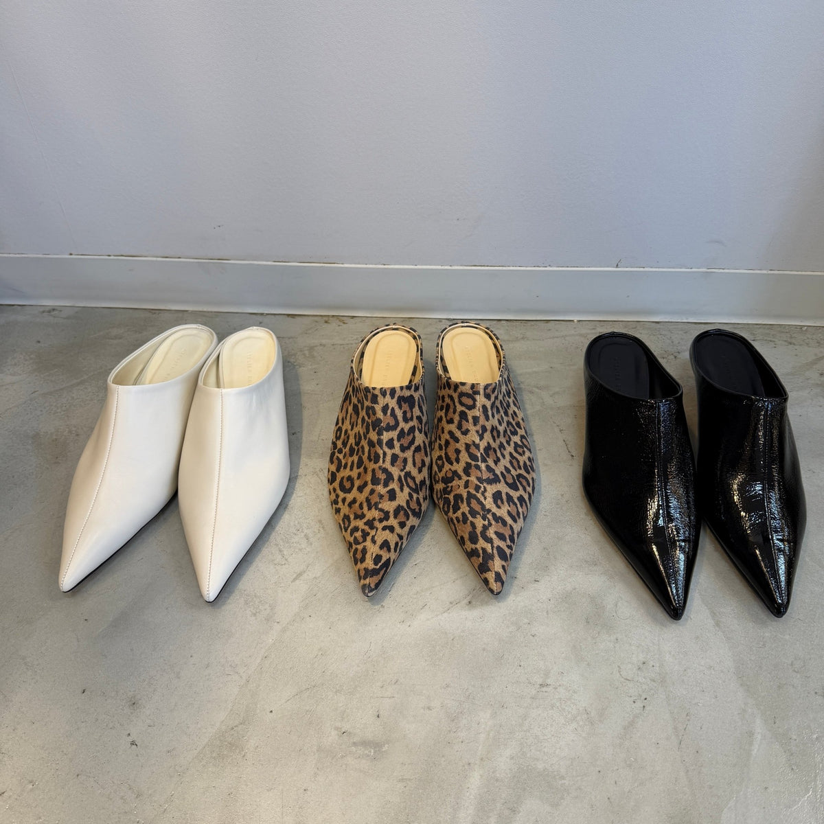 【ATELIER BRUGGE 2026 AW】Pointed toe mules - 2027年2月下旬頃発送 - Champdelarose