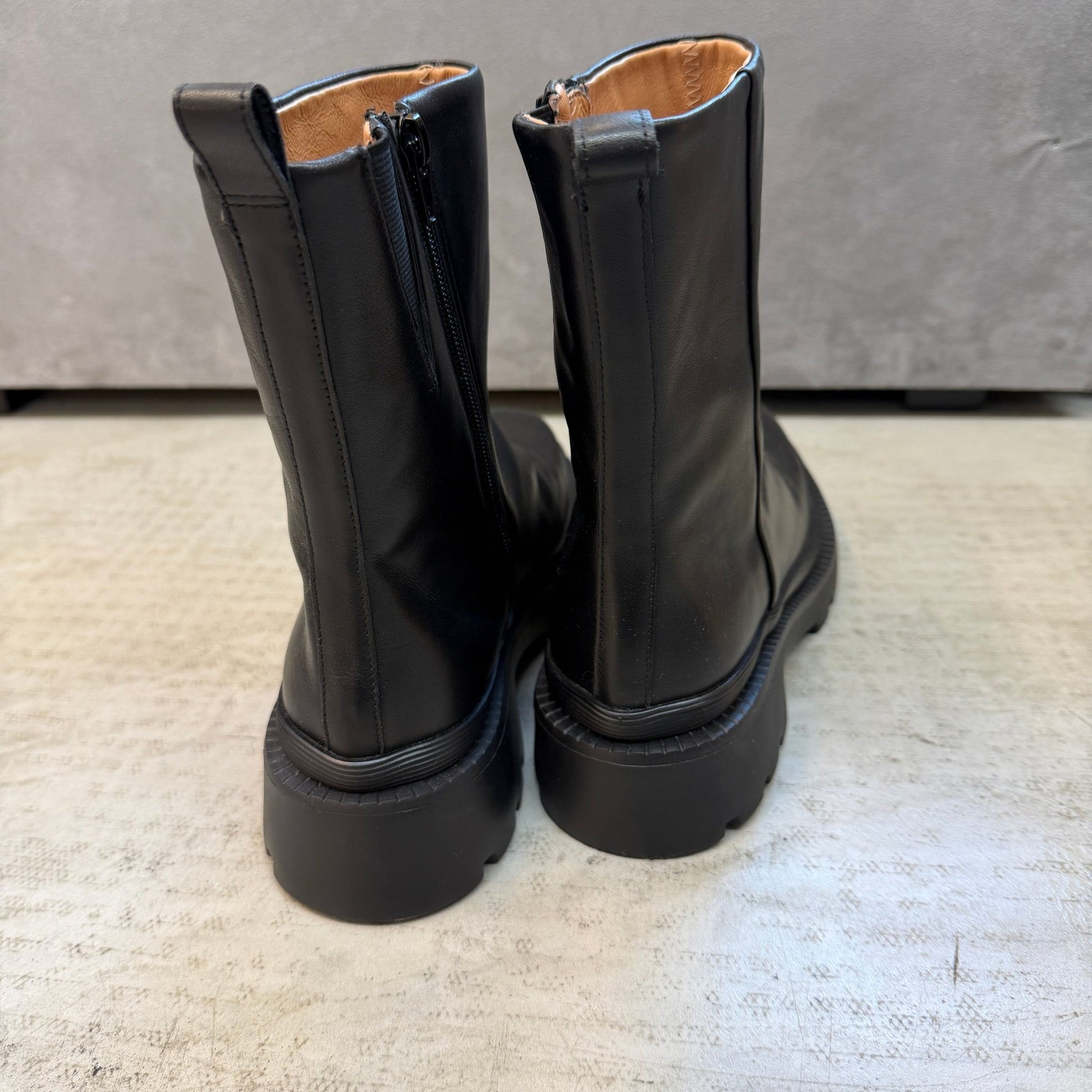 【ATELIER BRUGGE 2026 AW】Tank short boots - 9月下旬頃発送 - Champdelarose