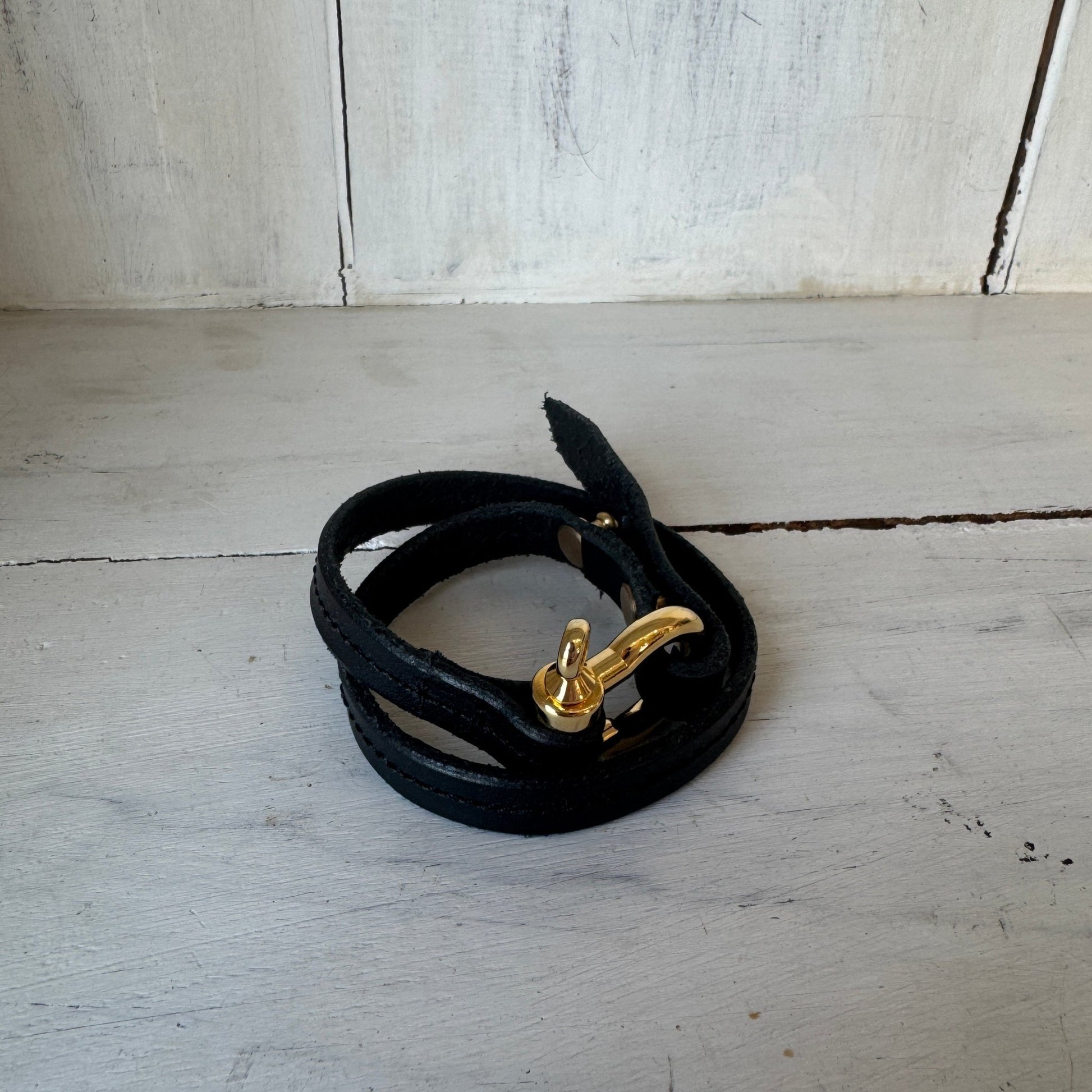 【ATELIER BRUGGE】Horse shoe narrow leather bracelet - Champdelarose