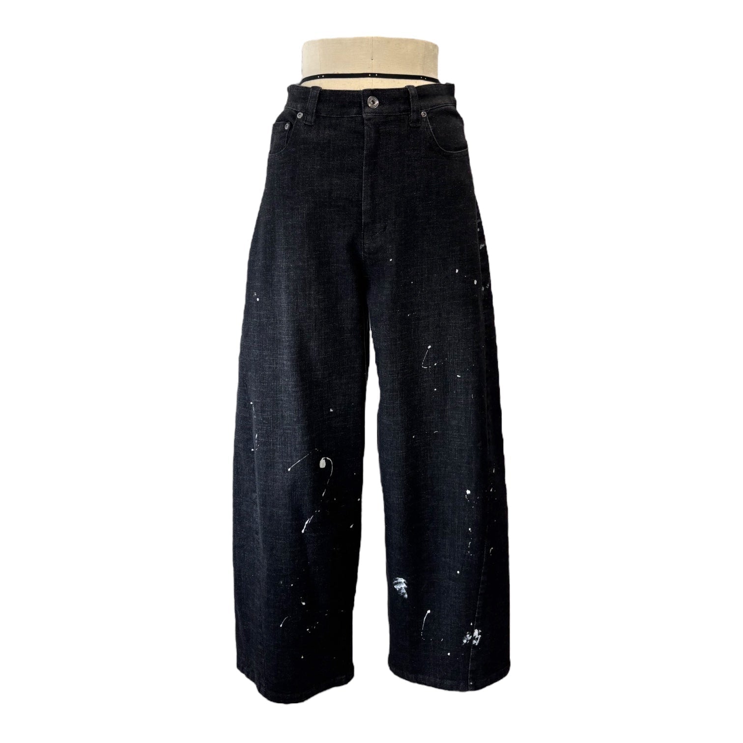 【ayane 2026 MID SUMMER COLLECTION】ペイント加工バレルレッグデニムパンツ - Champdelarose