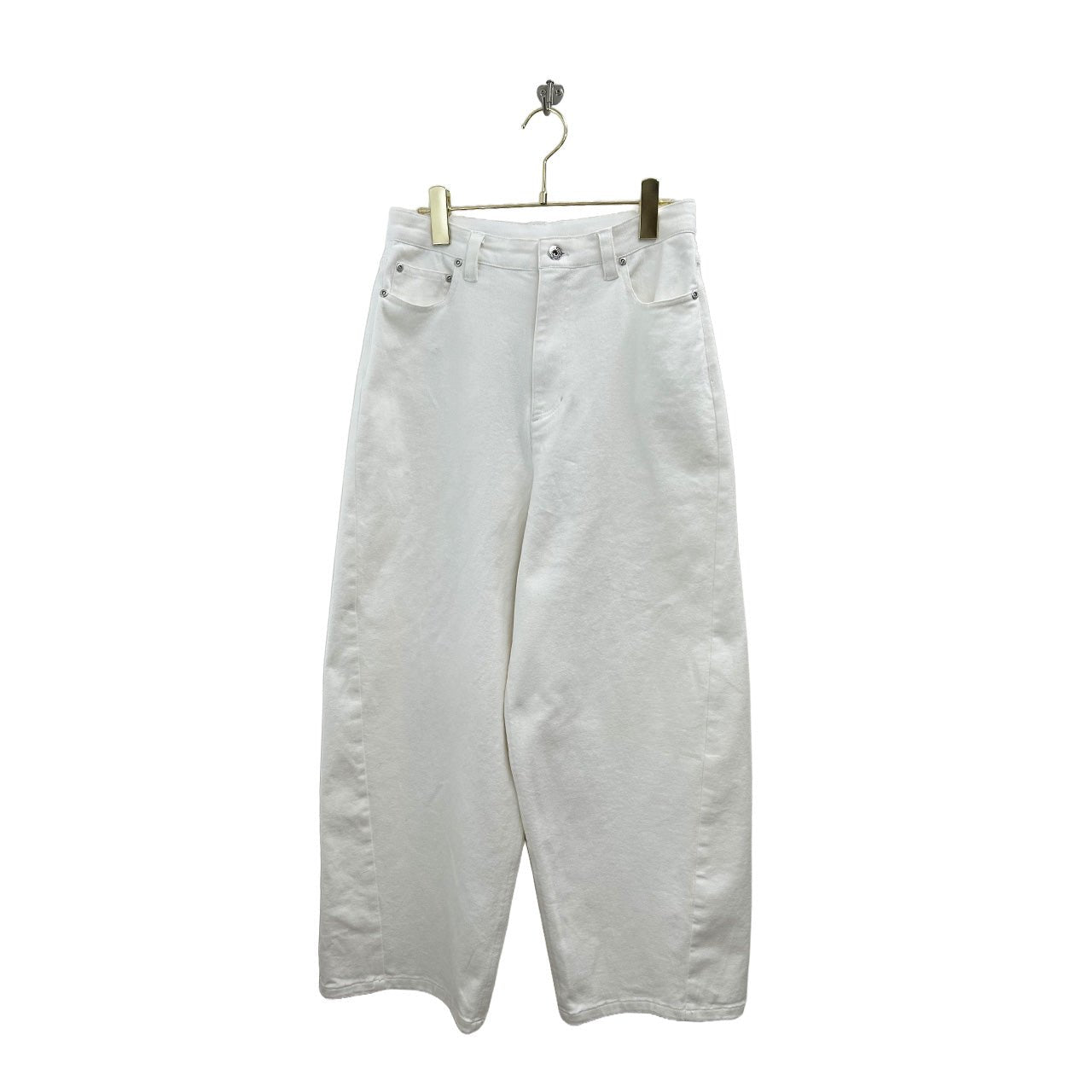 【ayane 2026 MID SUMMER COLLECTION】ホワイトデニムバレルレッグパンツ - Champdelarose