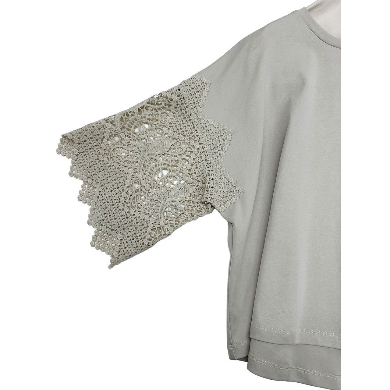 【ayane 2026 MID SUMMER COLLECTION】袖レースTシャツ - Champdelarose