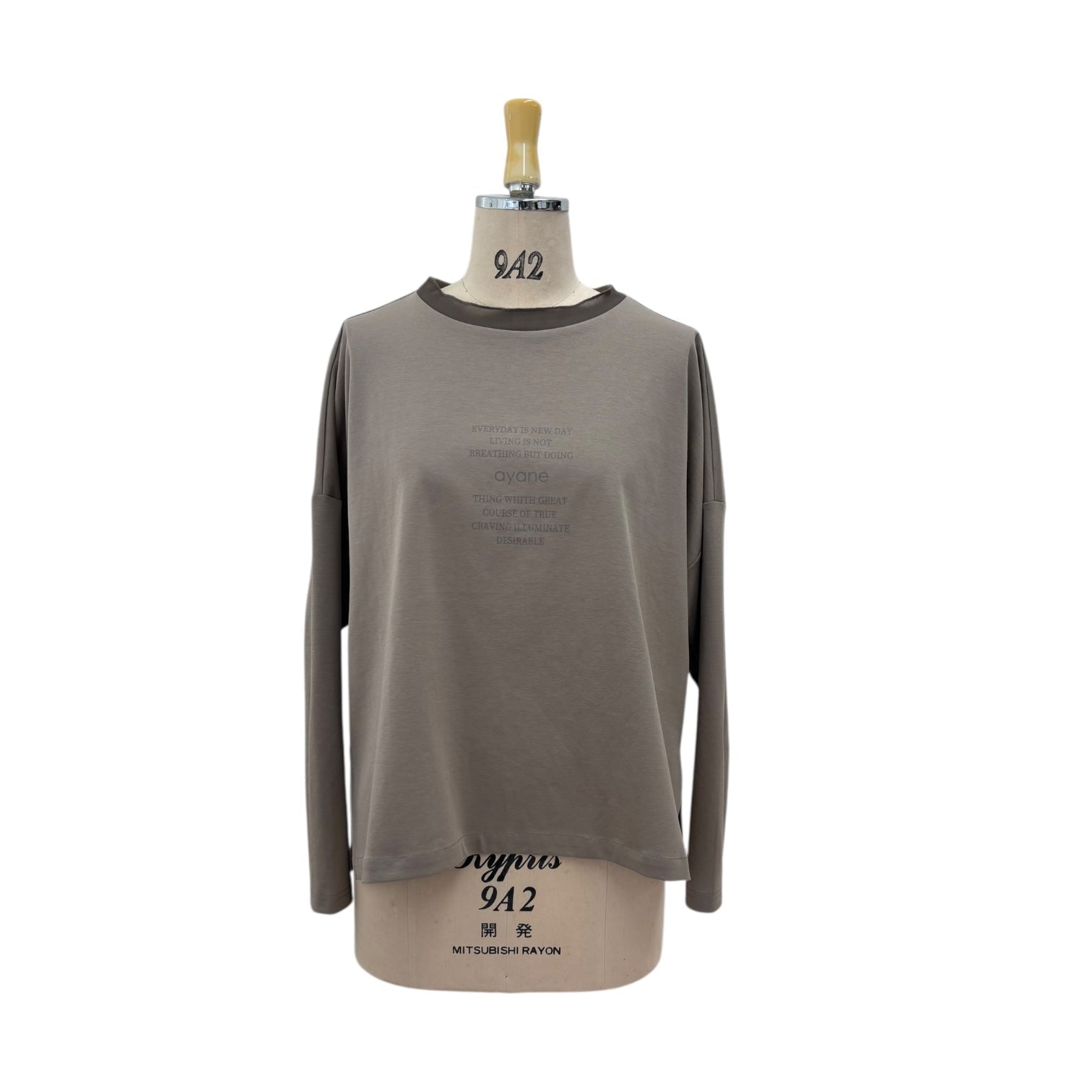 【ayane 2026 SPRING】ポンチ素材ゆるTシャツ - Champdelarose