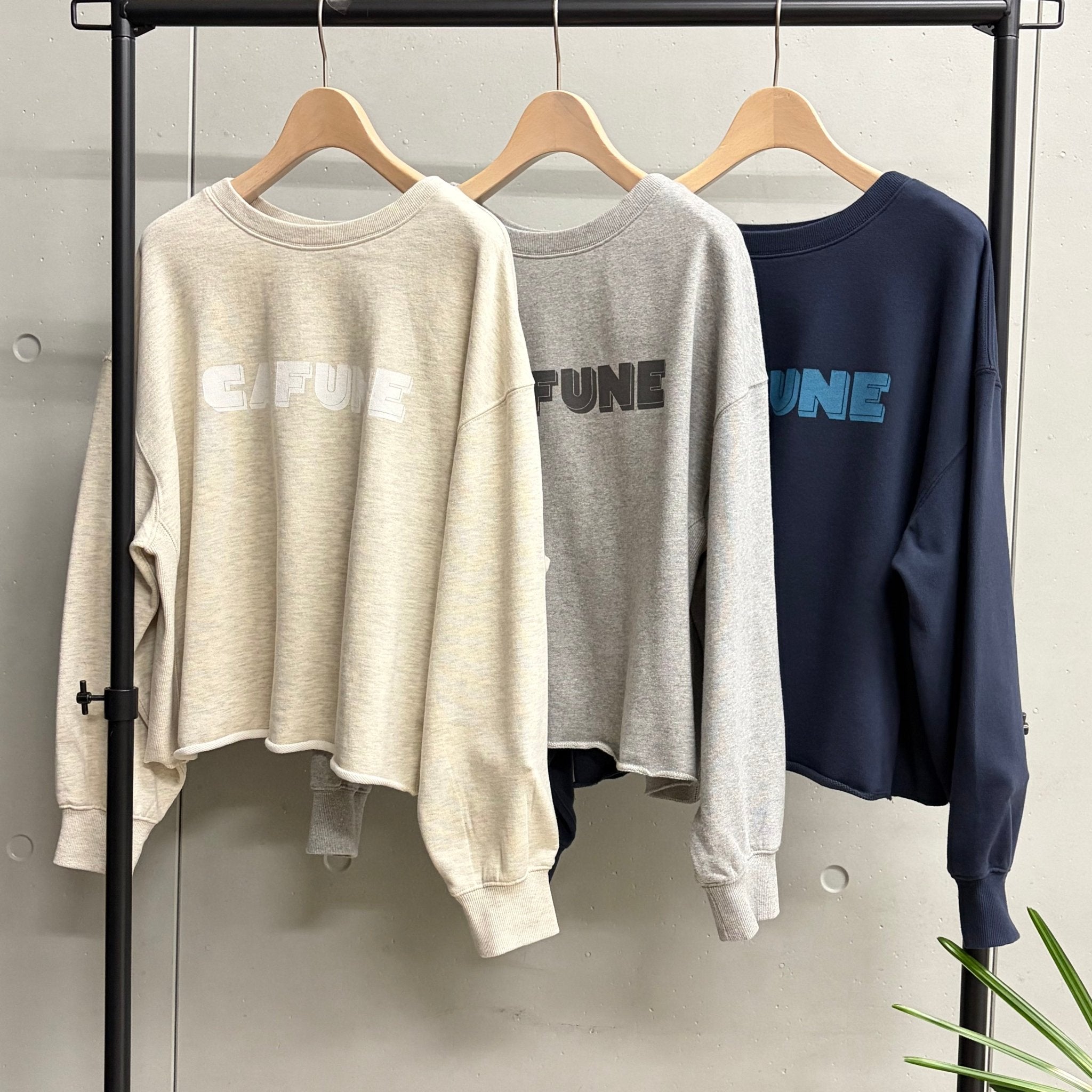 【cafune】CAFUNEロゴバイオスウェット２WAYプルオーバー - Champdelarose