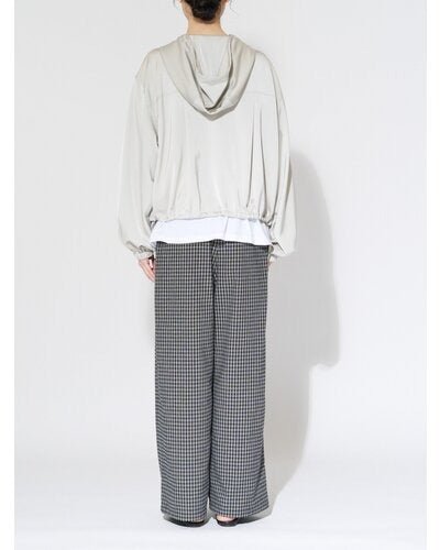 【CHIGNON 2026 AUTUMN】サテンフーディー - Champdelarose