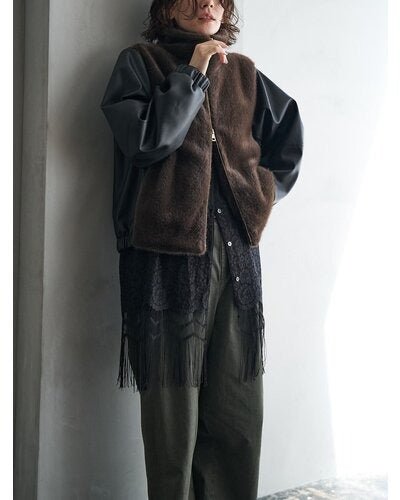 【CHIGNON 2026 AUTUMN】フェイクファードッキングブルゾン - Champdelarose