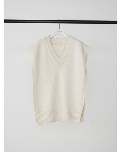 【CHIGNON 2026 AUTUMN】サイドオープンVネックニットVT - Champdelarose