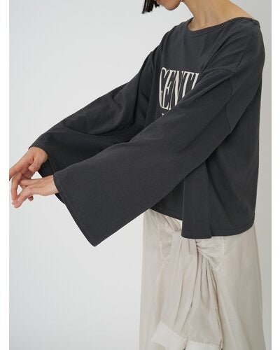 【CHIGNON 2026 SPRING】"FLOW"ウェイブロゴTee - Champdelarose