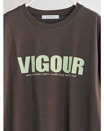 【CHIGNON 2026 SPRING】"VIGOUR"プリントTee - Champdelarose