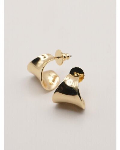 【CHIGNON 2026 SUMMER COLECTION】トライアングルカーブラップピアス - Champdelarose