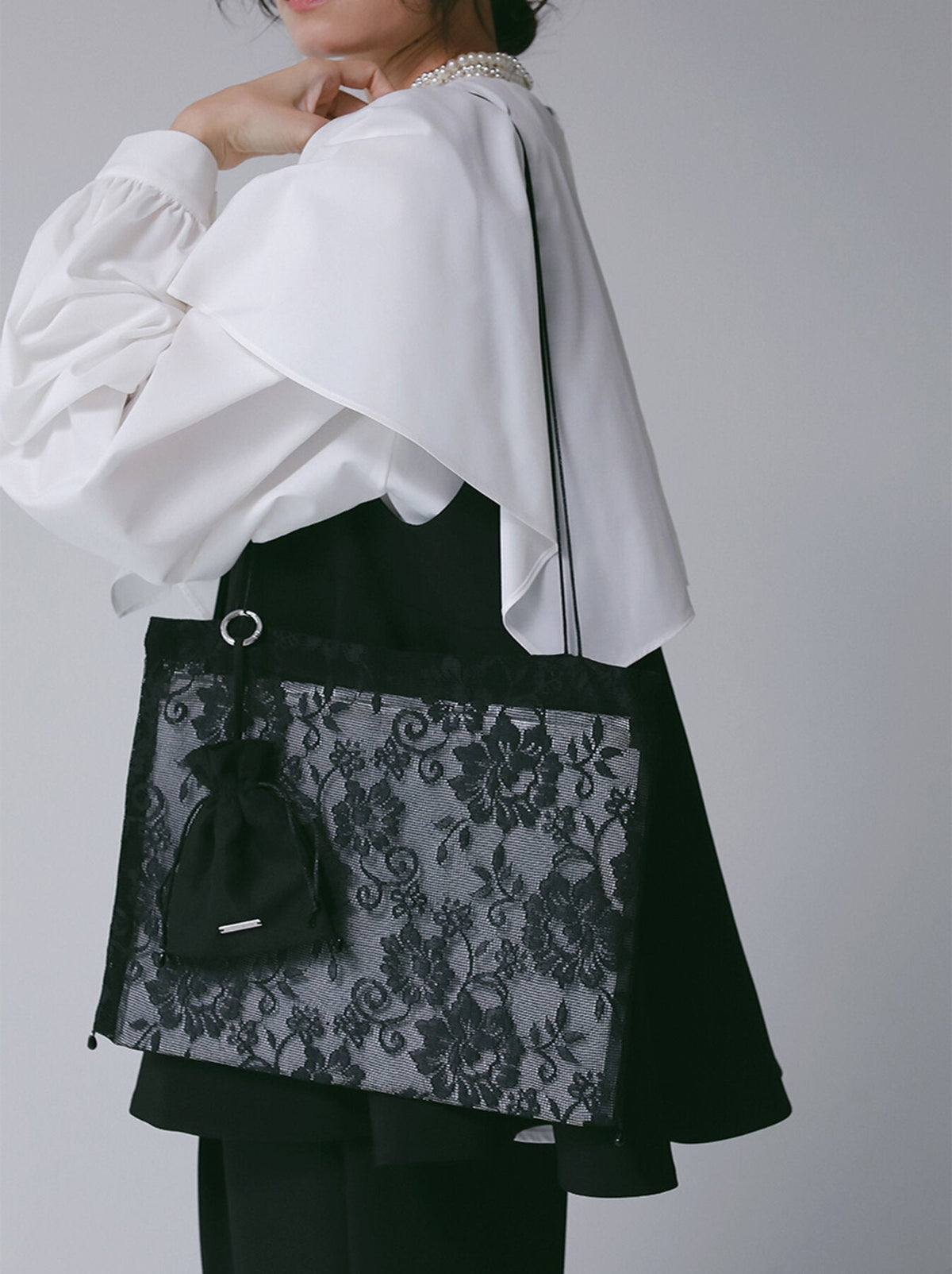 【CHIGNON 2027 PRE-SPRING】レースバッグ&ミニ巾着 - 12月下旬頃発送 - Champdelarose