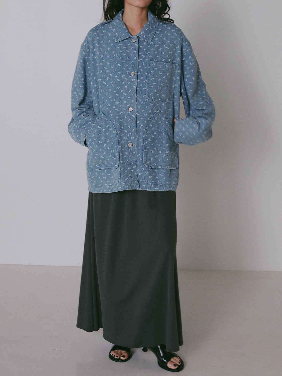 【CHIGNON 2027 PRE-SPRING】フラワープリントデニムカバーオール - 12月中旬頃発送 - Champdelarose