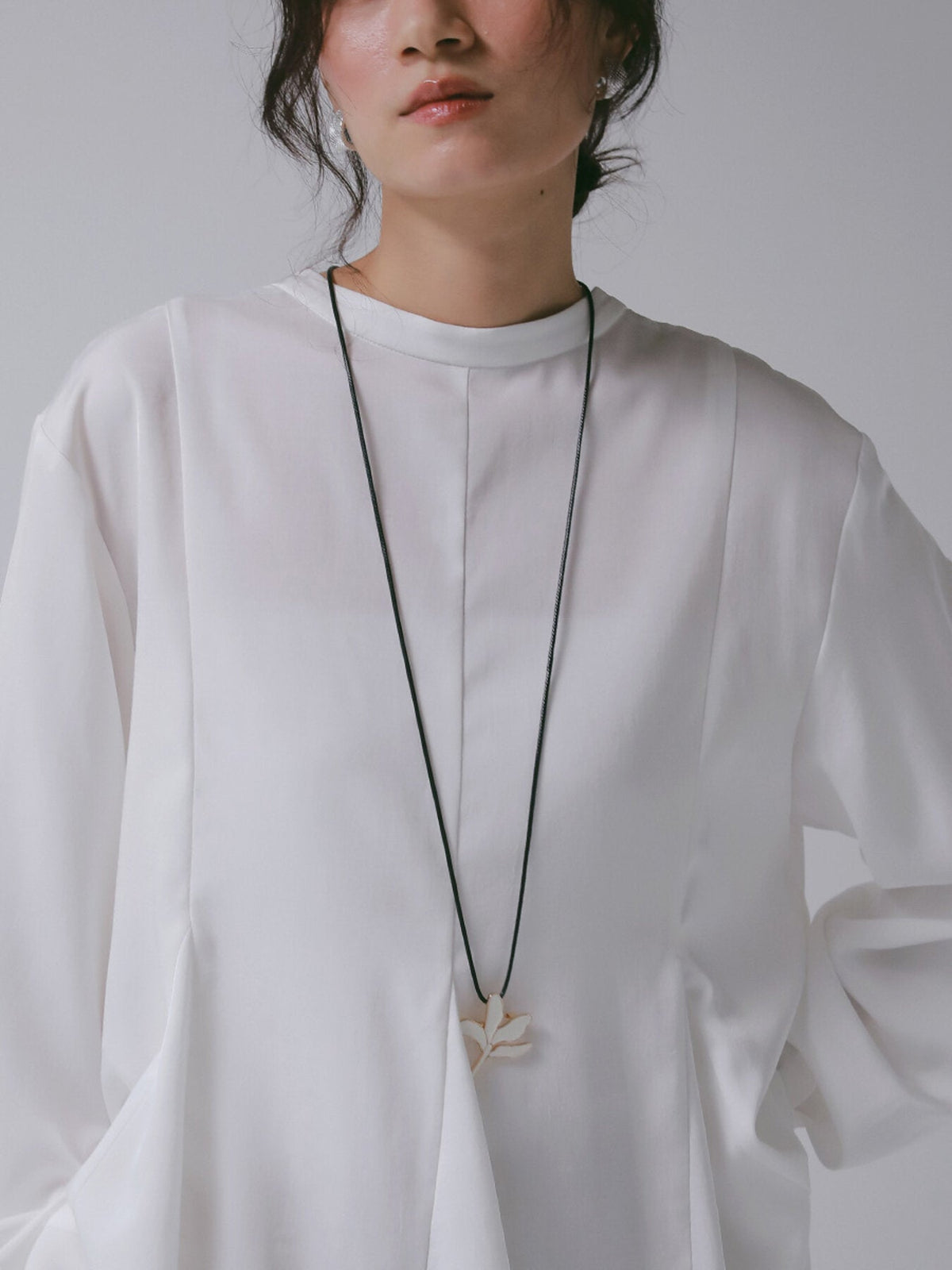 【CHIGNON 2027 PRE-SPRING】リーフエポブローチ&ネックレス - 12月下旬頃発送 - Champdelarose