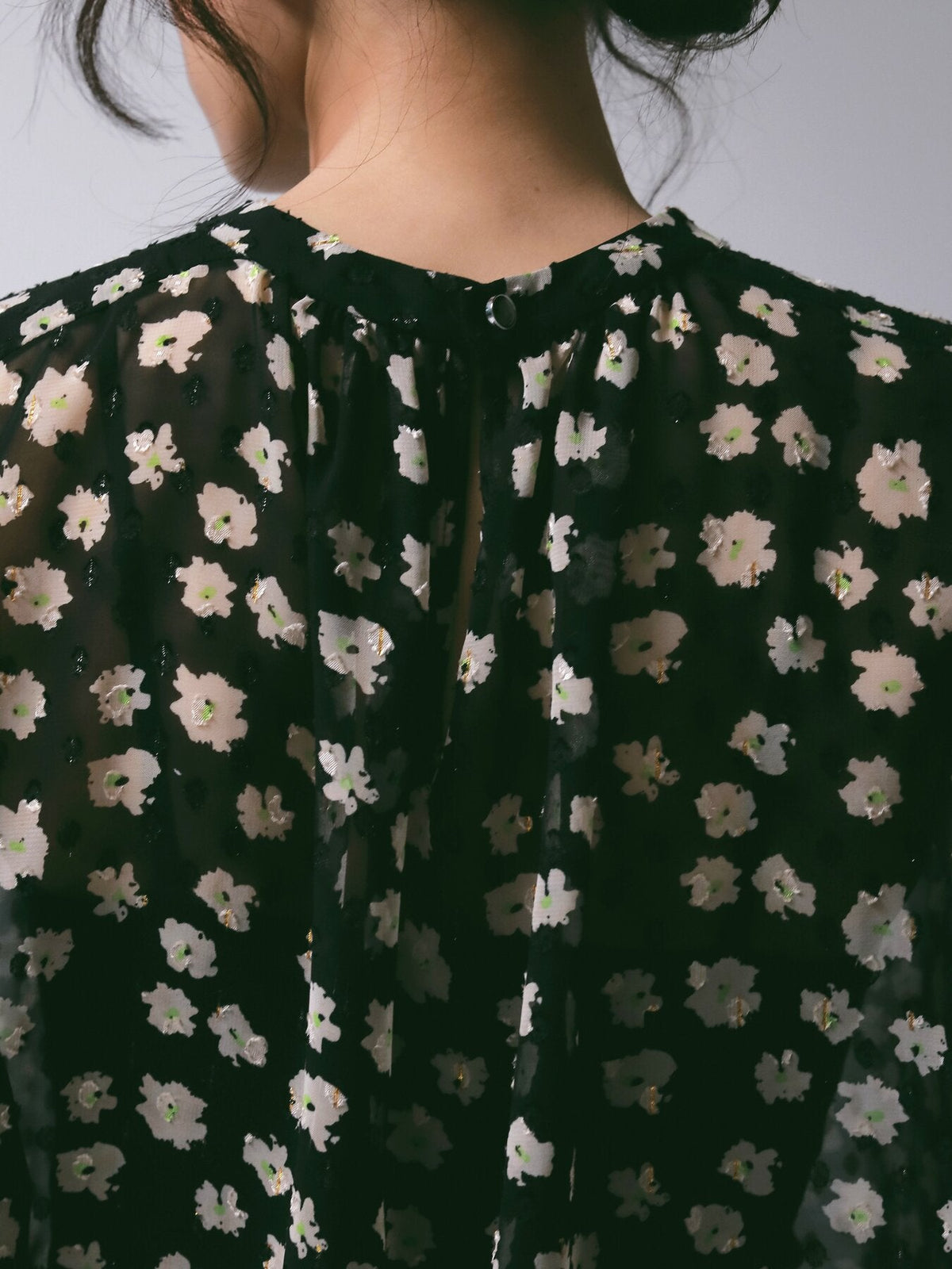 【CHIGNON 2027 PRE-SPRING】シアーフラワーボリュームBL - 12月下旬頃発送 - Champdelarose