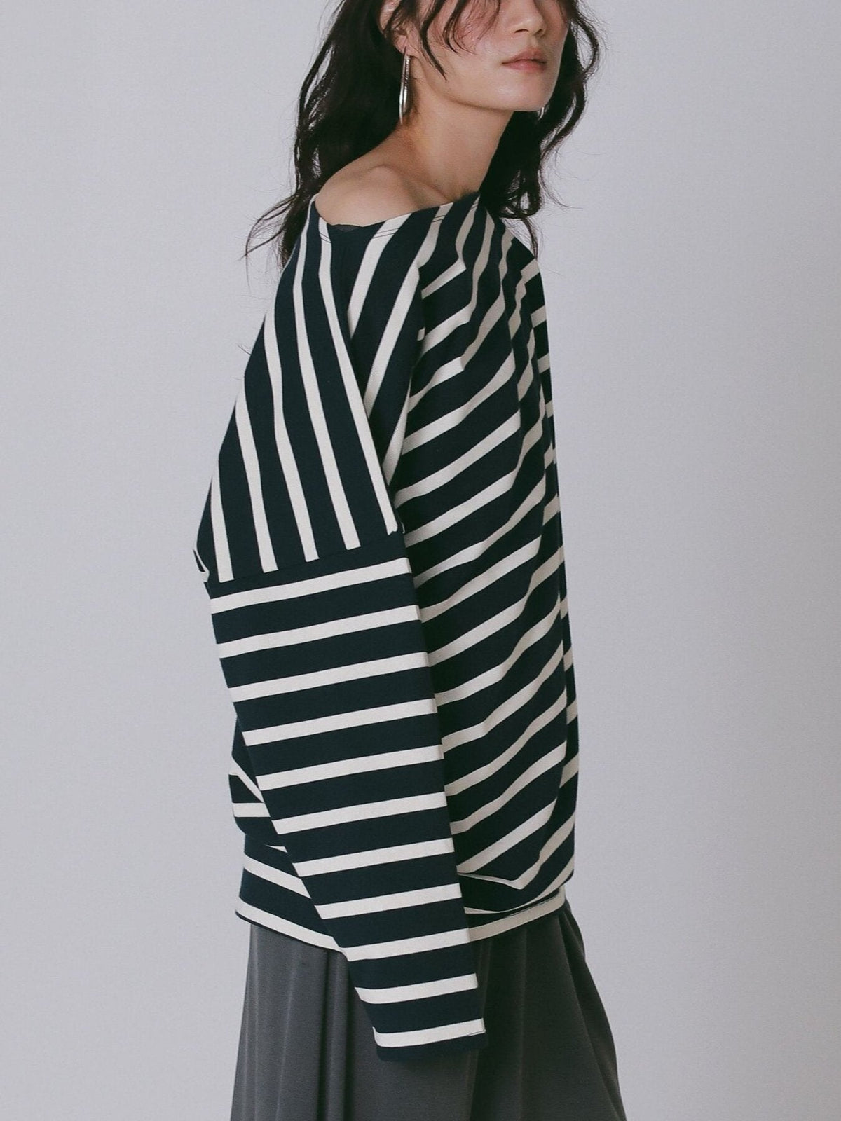 【CHIGNON 2027 PRE-SPRING】アシンメトリーボーダーPO - 12月中旬頃発送 - Champdelarose
