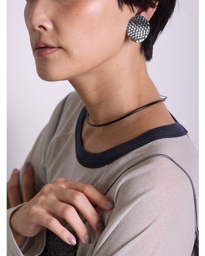 【CHIGNON】ウェイビープレートピアス - Champdelarose