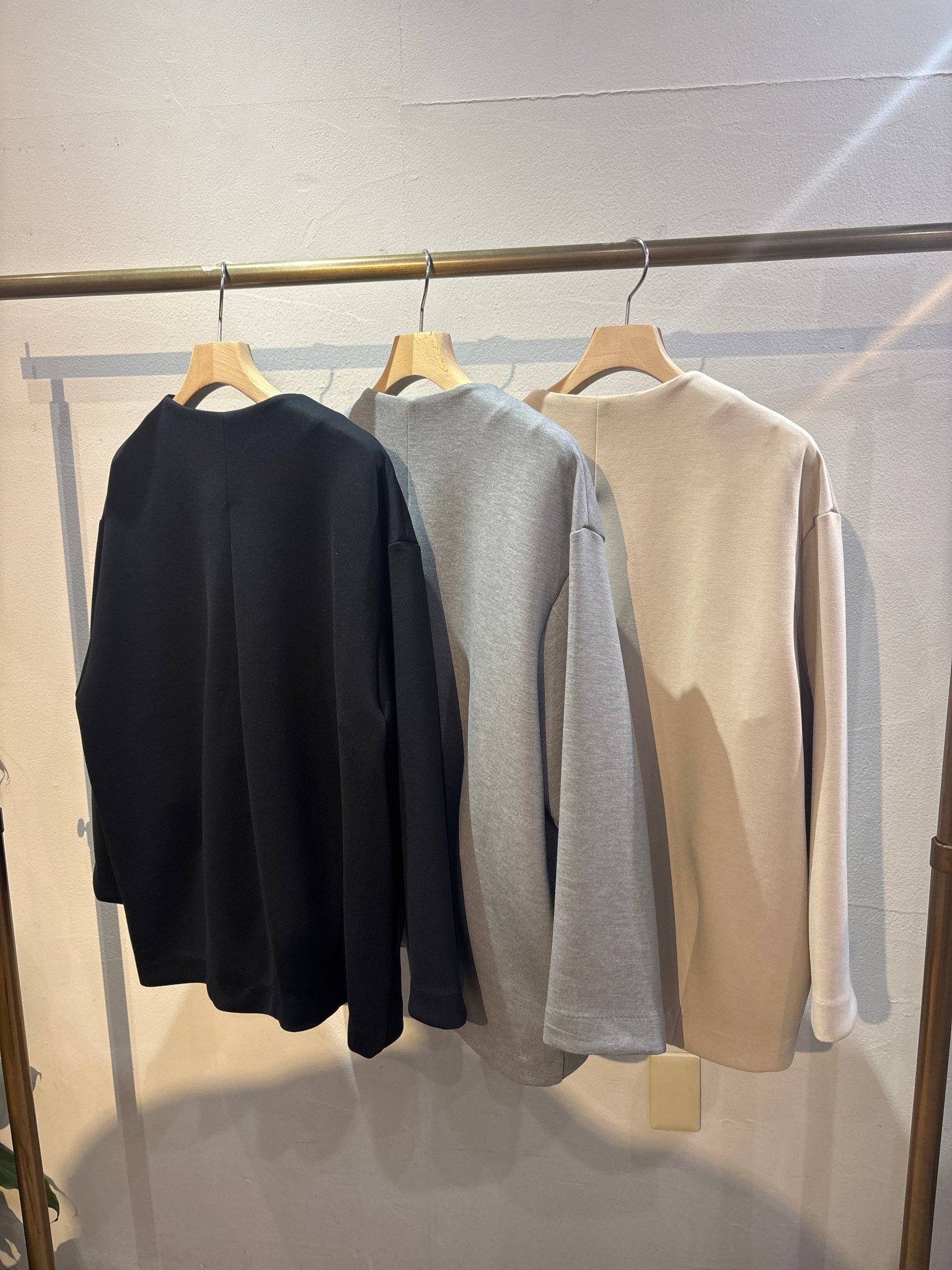 【CLOCHE 】ダンボールノーカラージップブルゾン - Champdelarose