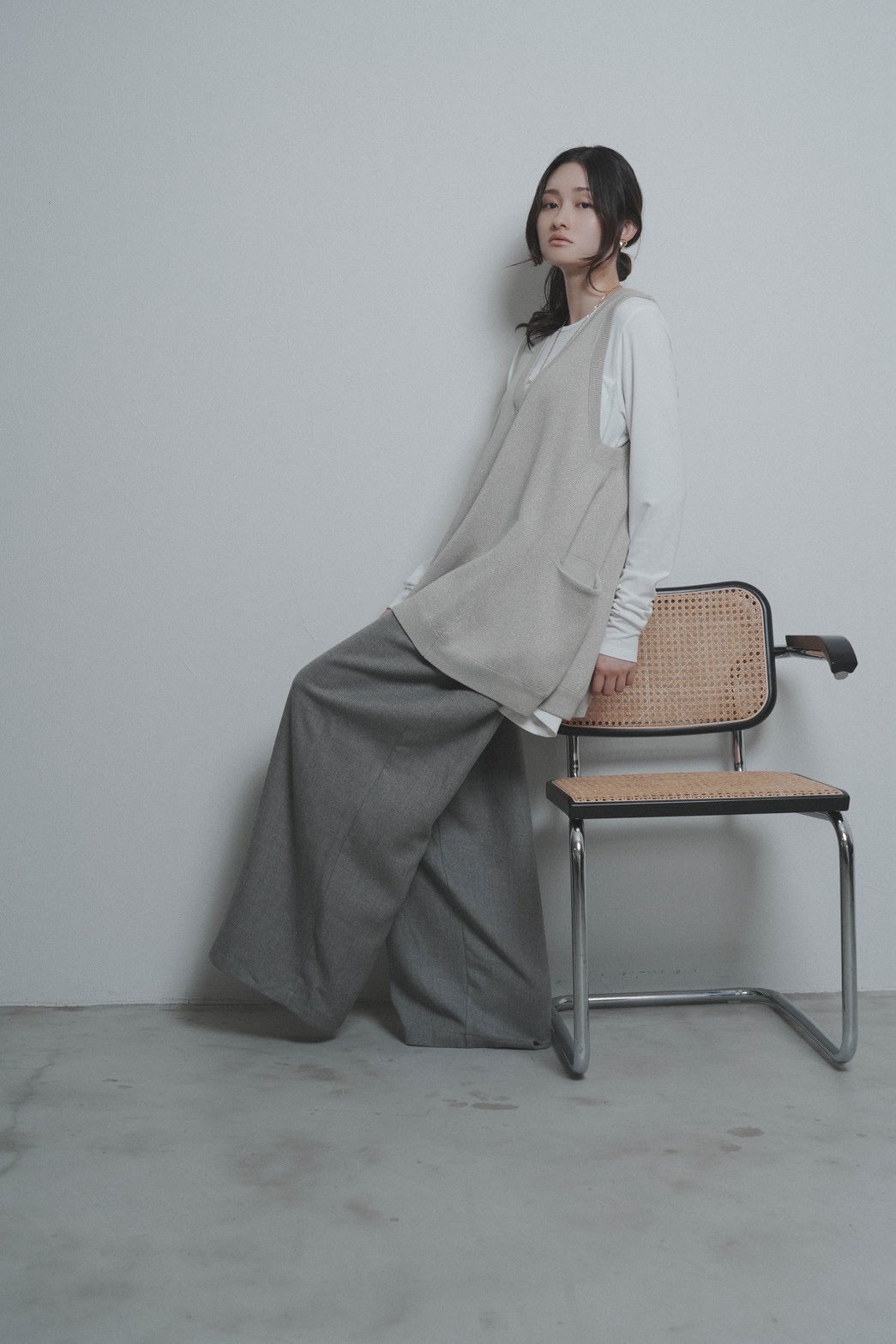 【CYAN 2026 AW VOL.2】フレアヘムラメニットベスト - 10月下旬頃発送 - Champdelarose