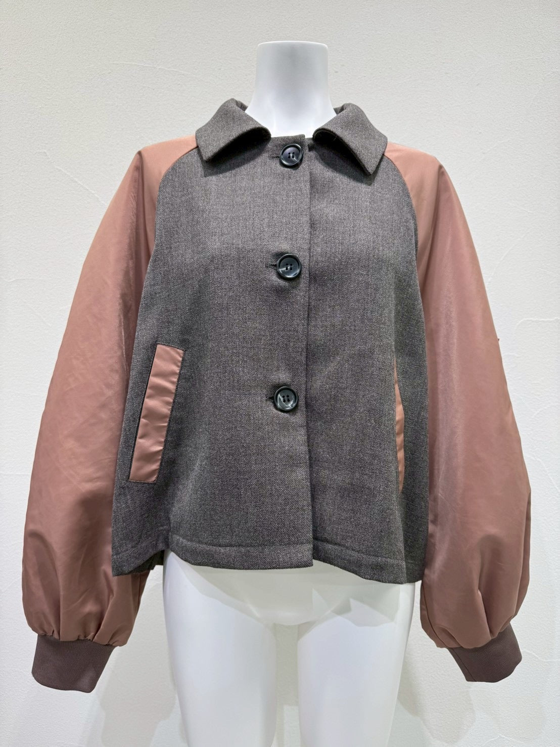 【CYAN 2026 AW VOL.2】ミリタリースリーブショートブルゾン - 10月下旬頃発送 - Champdelarose
