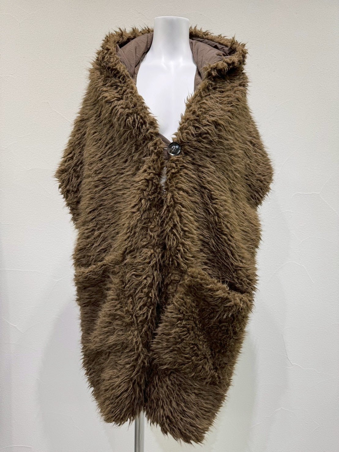 【CYAN 2026 AW VOL.2】シャギーボアフーディストール - 10月下旬頃発送 - Champdelarose