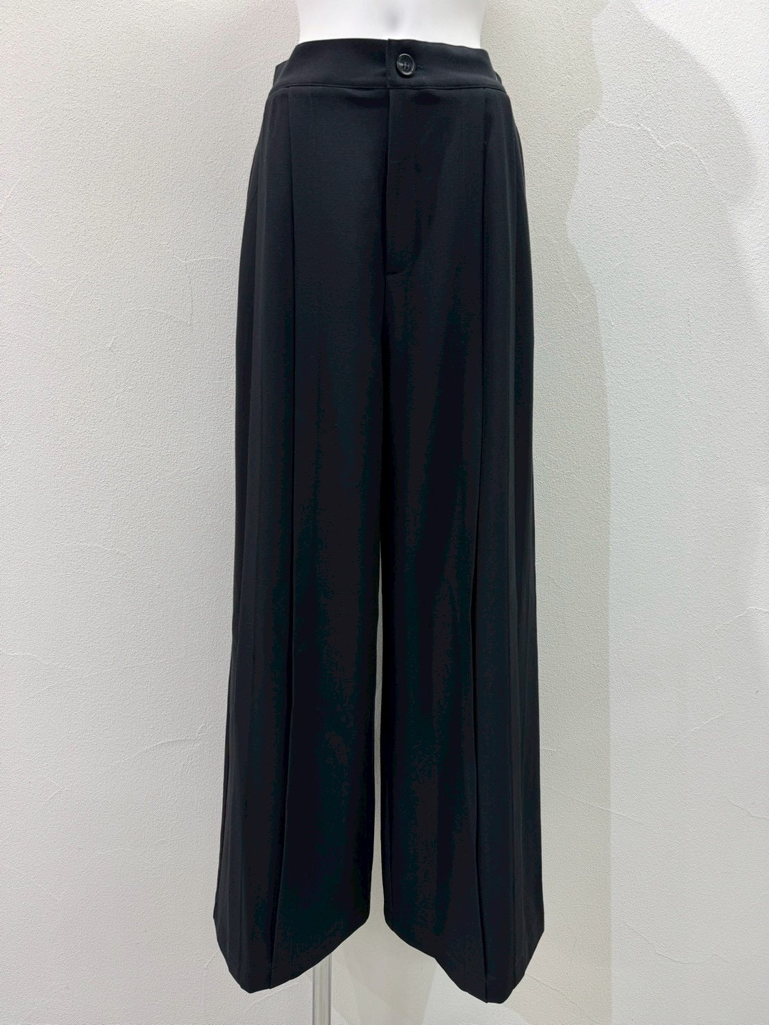 【CYAN 2026 AW VOL.2】エンドタックワイドパンツ - 10月下旬頃発送 - Champdelarose