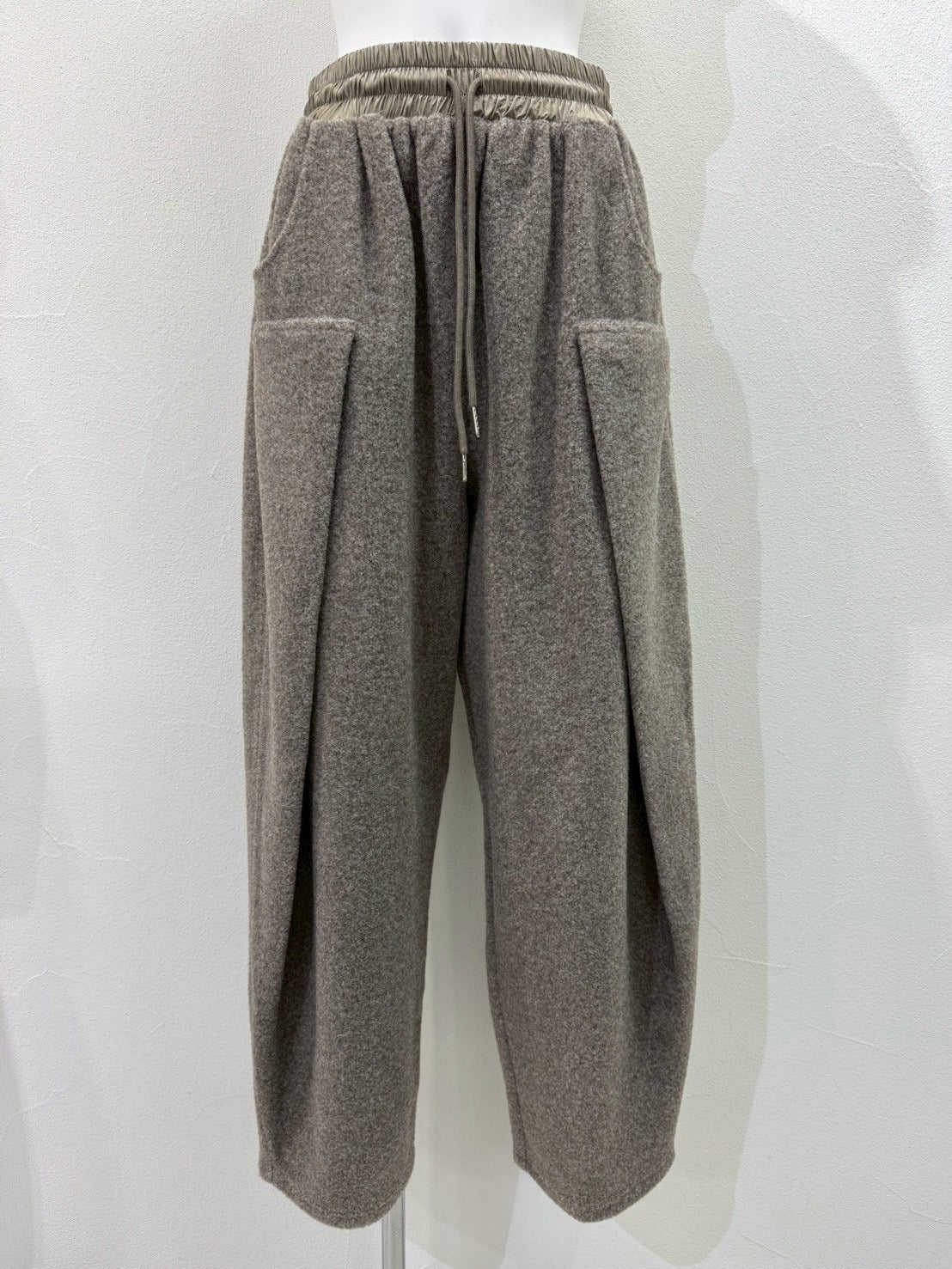 【CYAN 2026 AW VOL.2】オーバータックスライバーワイド - 11月中旬頃発送 - Champdelarose
