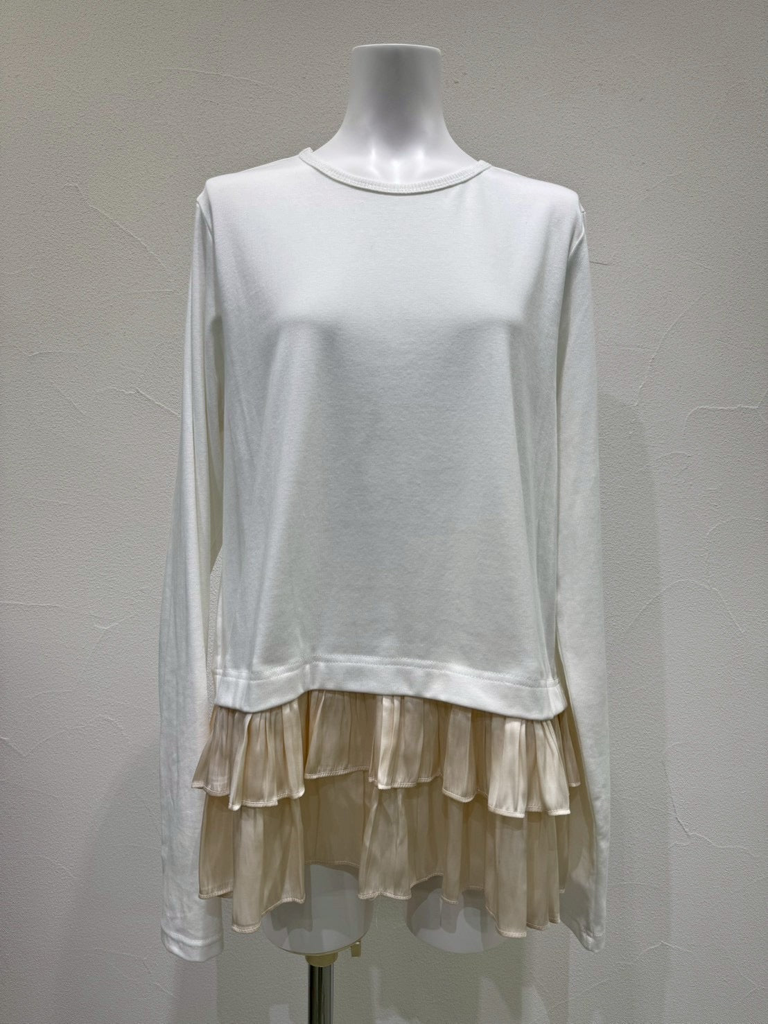 【CYAN 2026 AW VOL.2】レイヤーギャザーヘムTOPS - 10月下旬頃発送 - Champdelarose