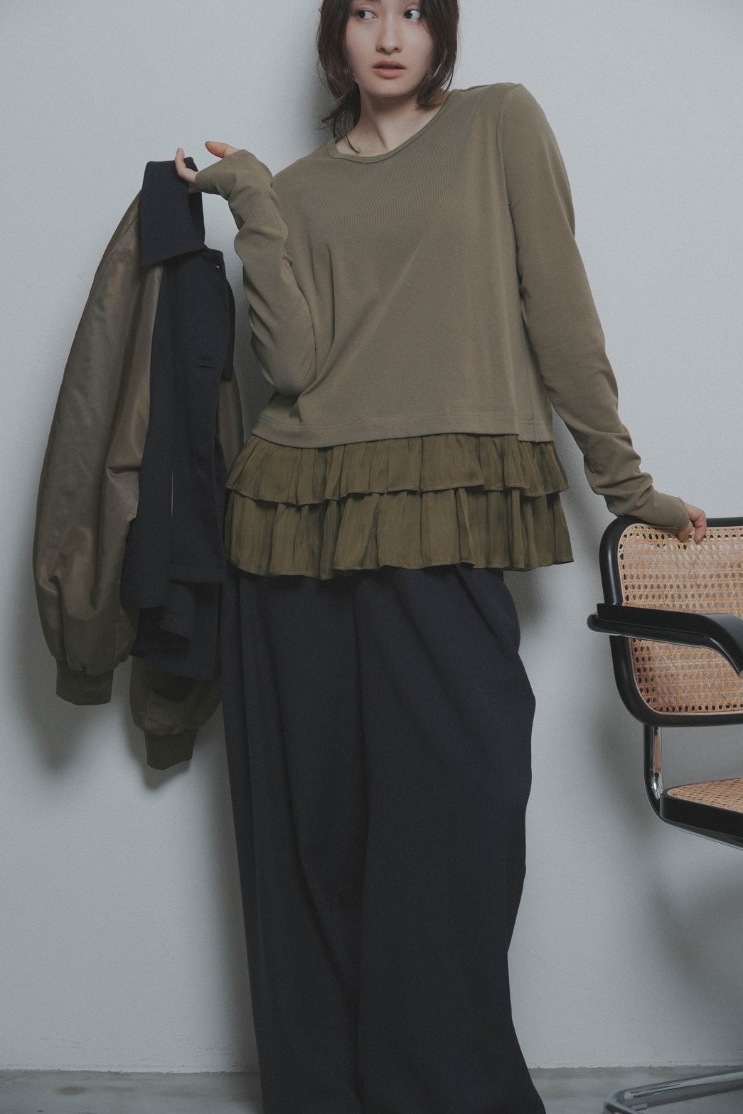 【CYAN 2026 AW VOL.2】レイヤーギャザーヘムTOPS - 10月下旬頃発送 - Champdelarose