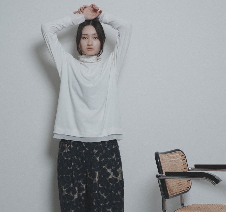 【CYAN 2026 AW VOL.2】スリットタートルウォームTOPS - 10月下旬頃発送 - Champdelarose