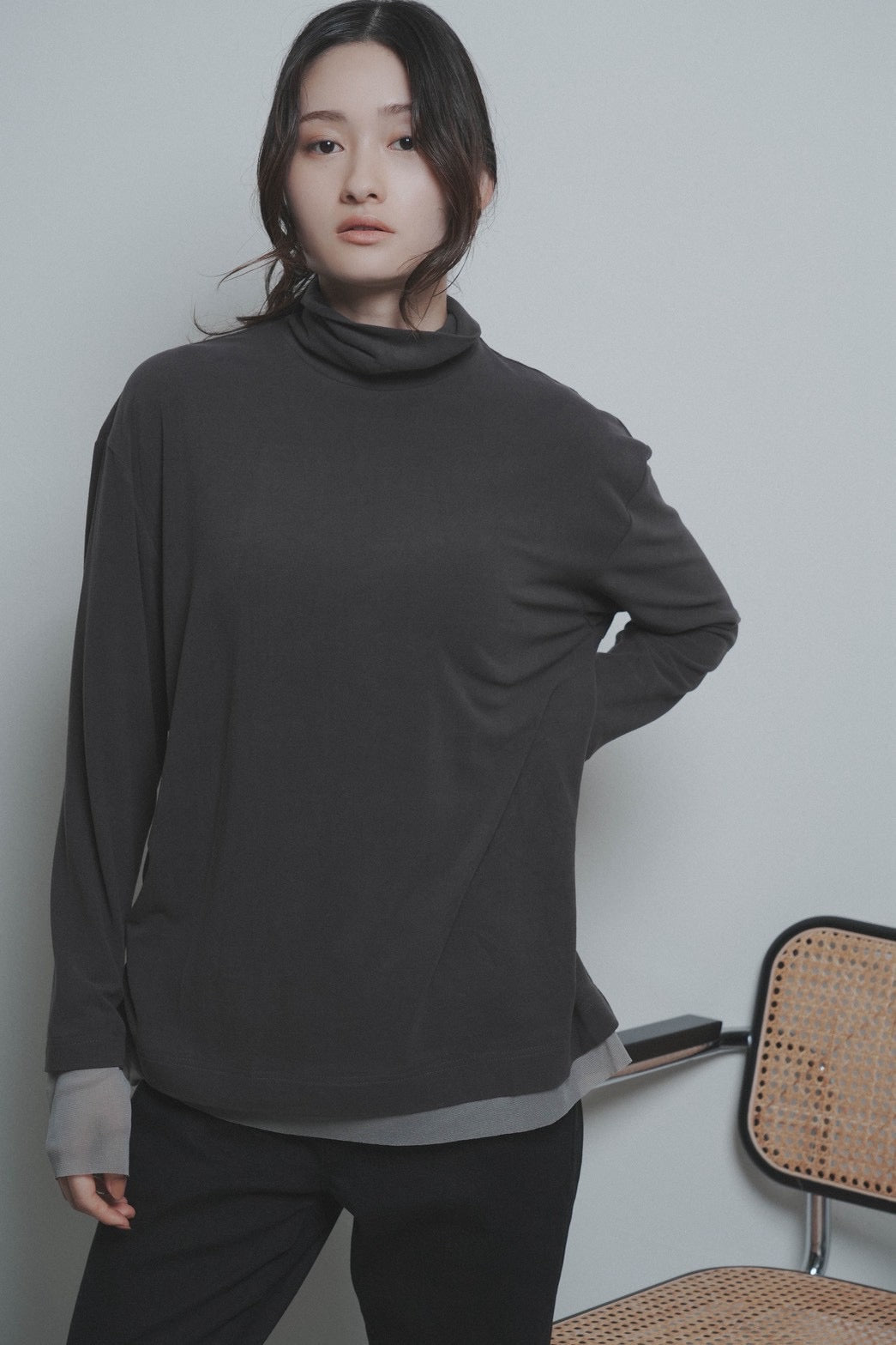 【CYAN 2026 AW VOL.2】スリットタートルウォームTOPS - 10月下旬頃発送 - Champdelarose