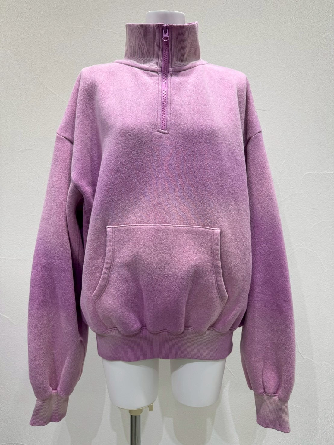 【CYAN 2026 AW VOL.2】ハンドスプレーZIPスウェット - 10月下旬頃発送 - Champdelarose