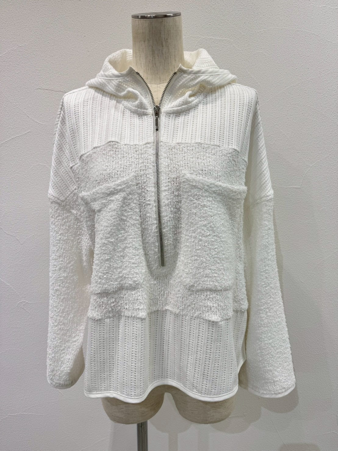 【CYAN 2026 SPRING＆SUMMER VOL.1】ショートフェザーコンビフーディ - Champdelarose