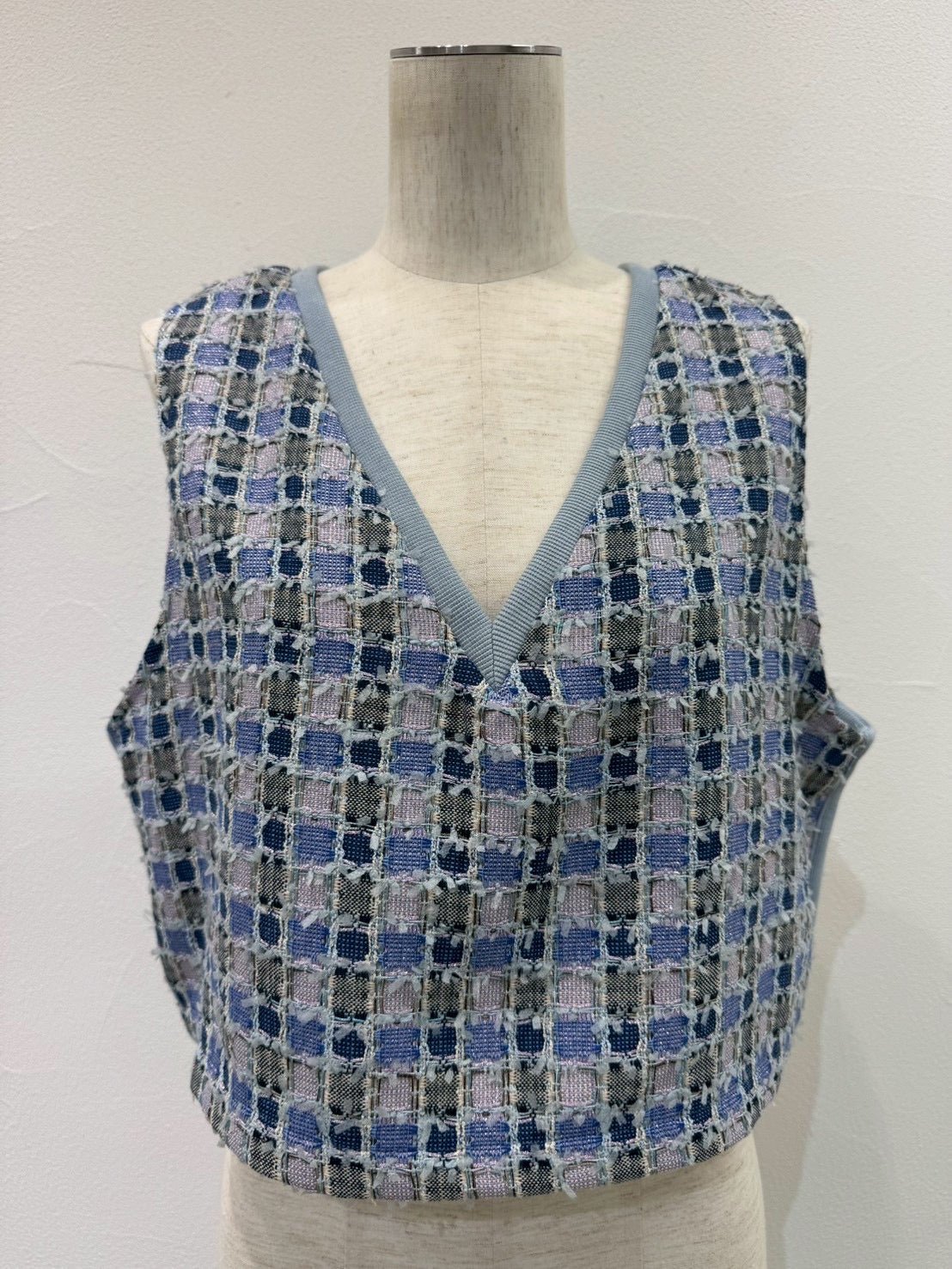 【CYAN 2026 SPRING＆SUMMER VOL.1】フリンジツイードリブベスト - Champdelarose