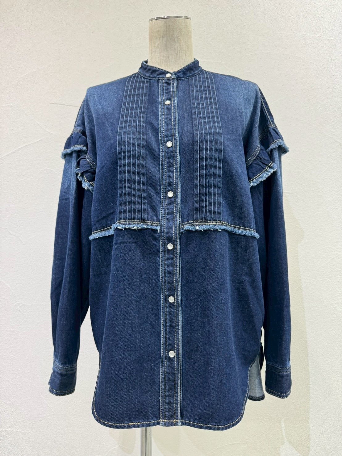 【CYAN 2026 SPRING＆SUMMER VOL.1】ピンタックフリルウエスタンシャツ - Champdelarose