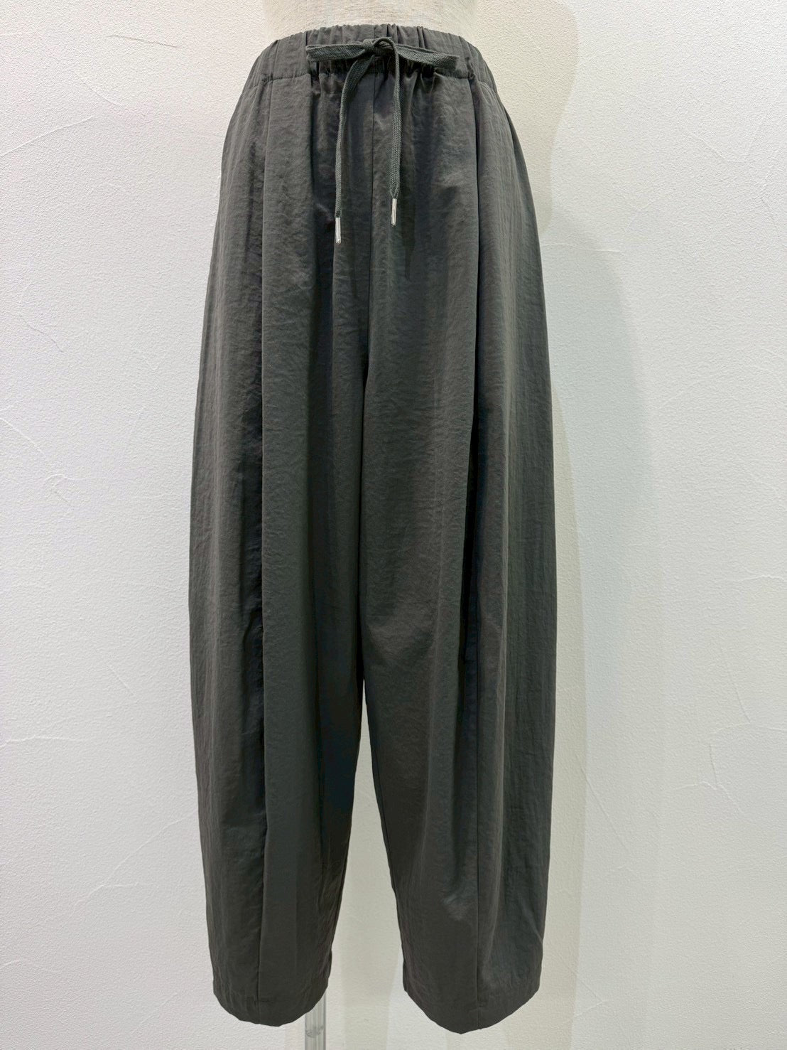 【CYAN 2026 SPRING＆SUMMER VOL.1】ヴィンテージツイルBIGバルーンPT - Champdelarose