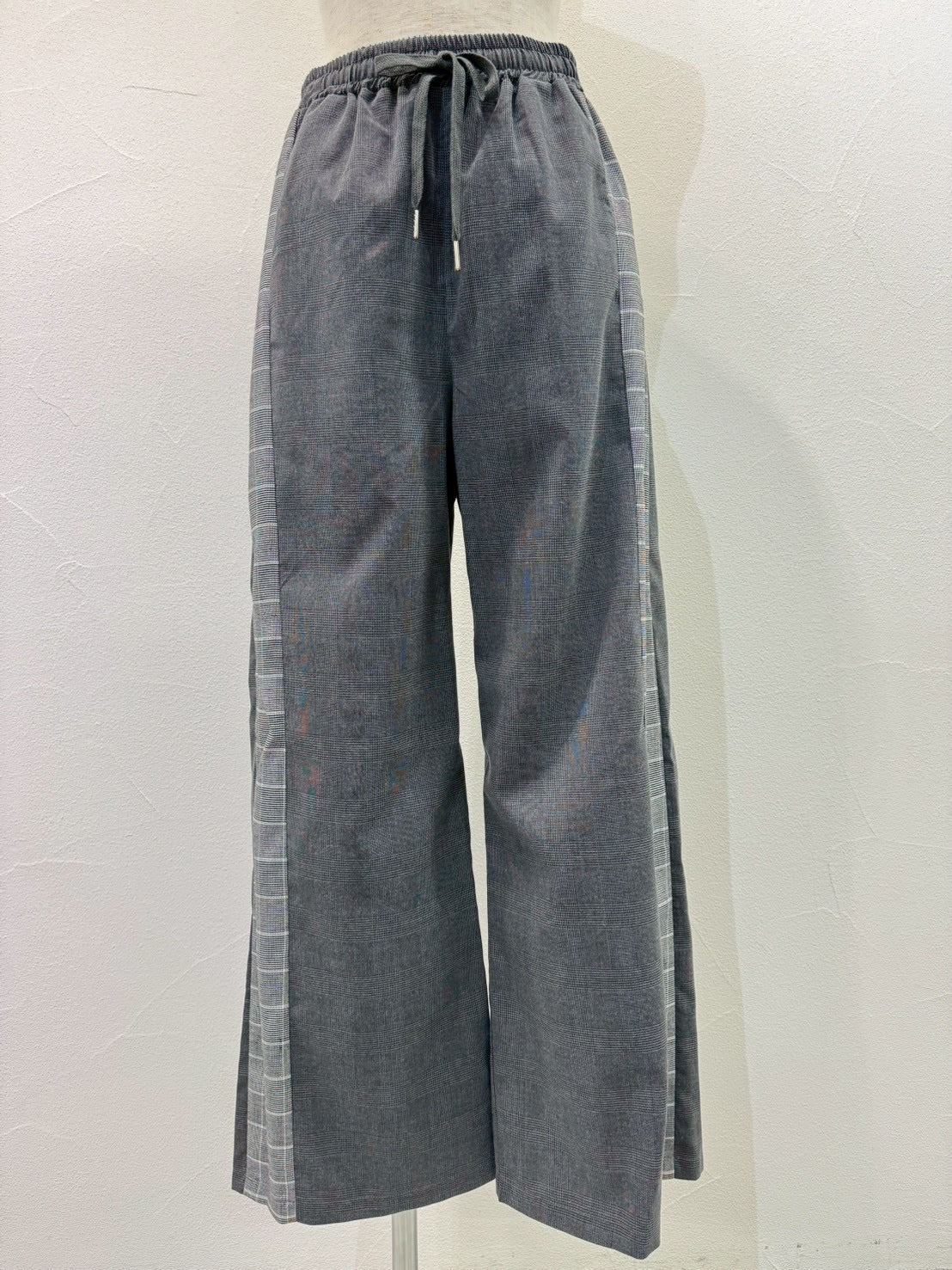 【CYAN 2026 SPRING＆SUMMER VOL.1】チェックライングレンチェックPT - Champdelarose