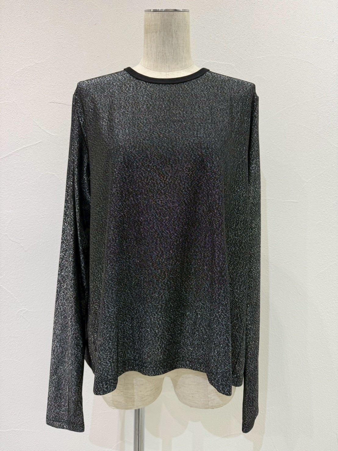 【CYAN 2026 SPRING＆SUMMER VOL.1】バックギャザーラメTOPS - Champdelarose