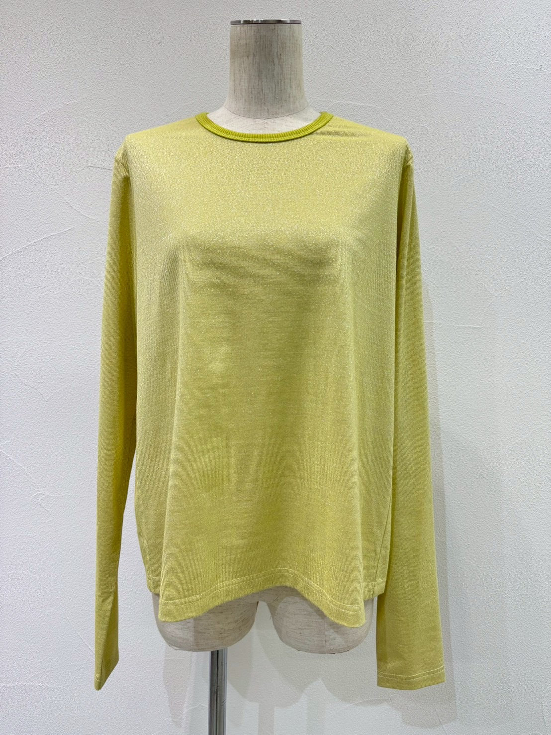 【CYAN 2026 SPRING＆SUMMER VOL.1】バックギャザーラメTOPS - Champdelarose