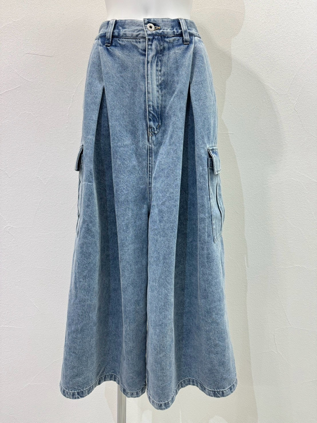 【CYAN 2027 SS VOL.1】デニムバギーガウチョ - 2月下旬頃発送 - Champdelarose