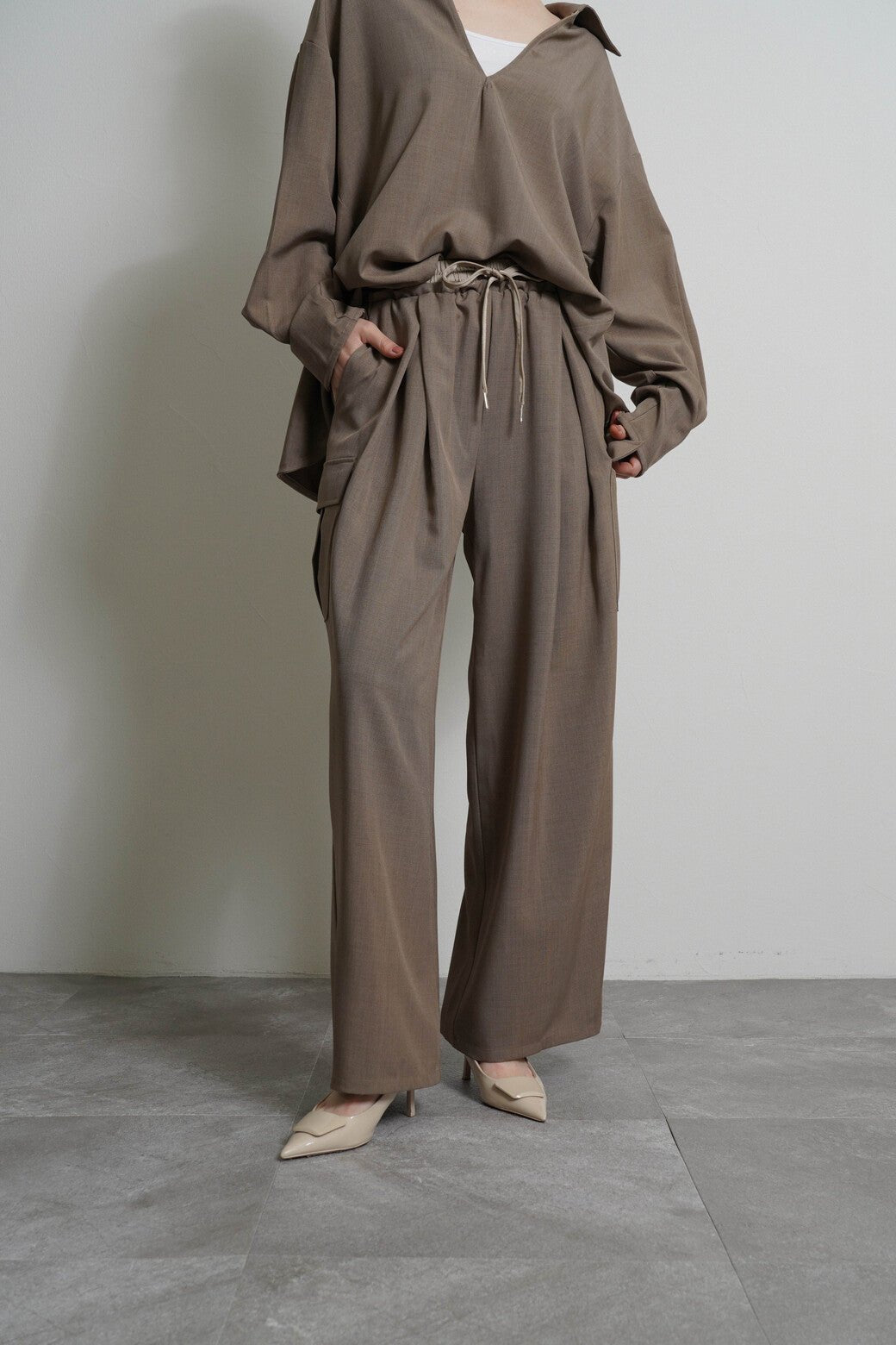 【CYAN tokyo 2026 AW VOL.1】レイヤーウエストクロスタックカーゴ - Champdelarose