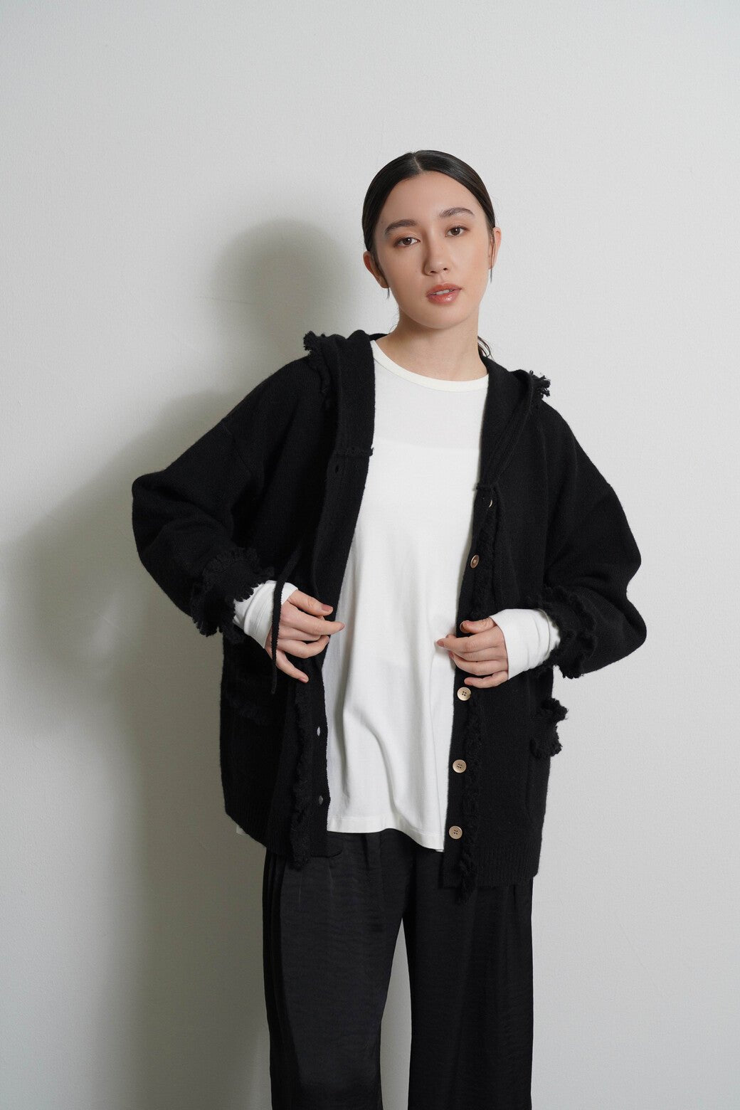 【CYAN tokyo 2026 AW VOL.1】トリムフリンジニットフーディ - Champdelarose