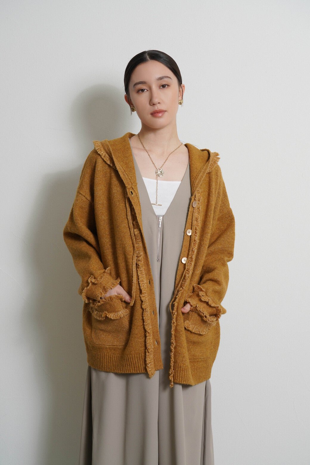 【CYAN tokyo 2026 AW VOL.1】トリムフリンジニットフーディ - Champdelarose