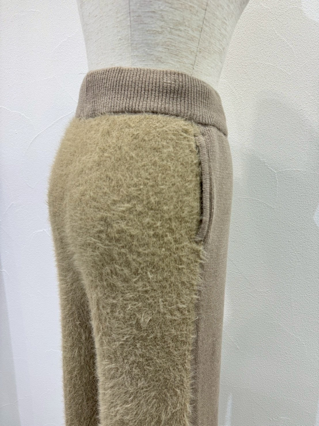 【CYAN tokyo 2026 AW VOL.1】シャギーコンビニットワイド - Champdelarose