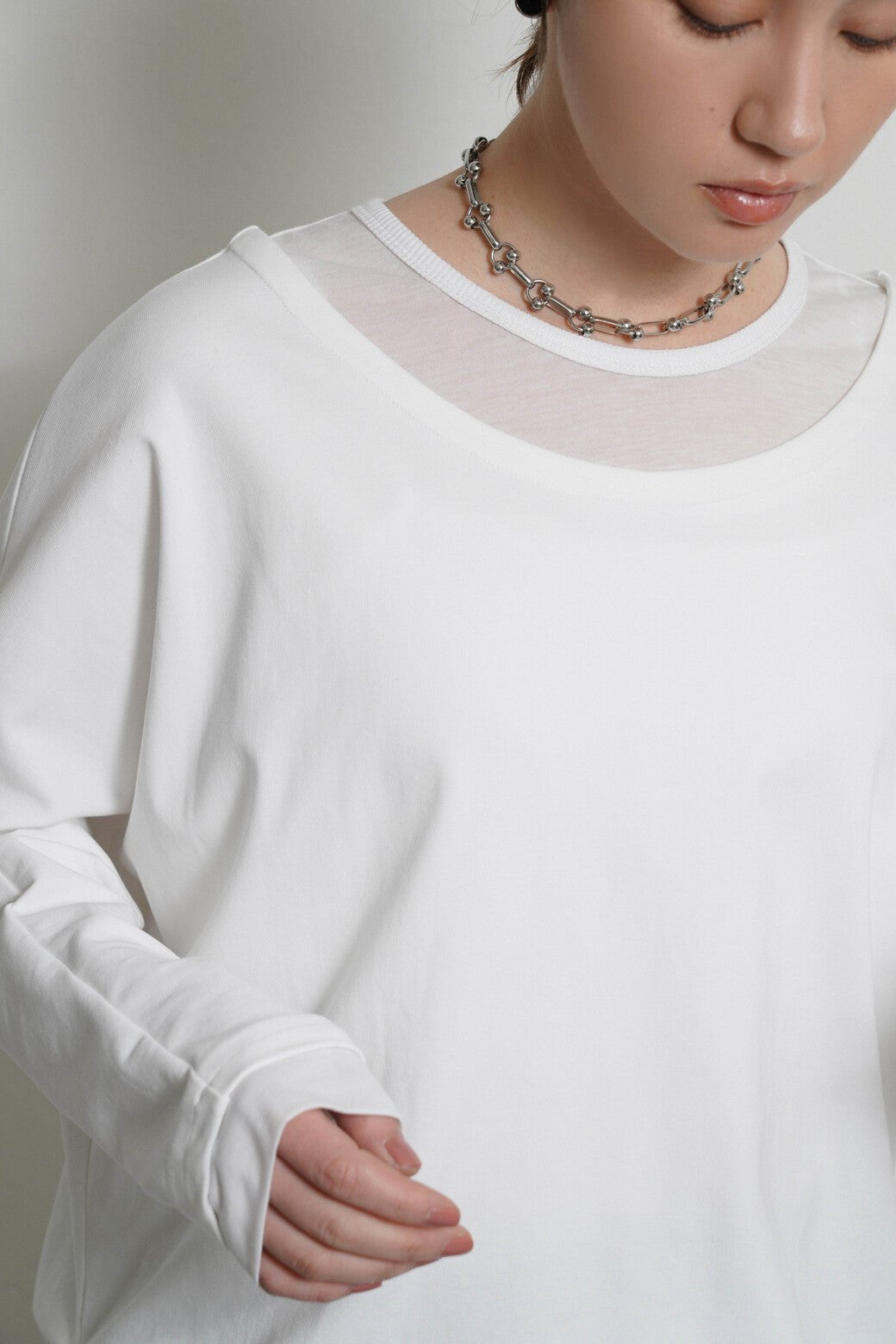 【CYAN tokyo 2026 AW VOL.1】レイヤーネックドルマンTOPS - Champdelarose