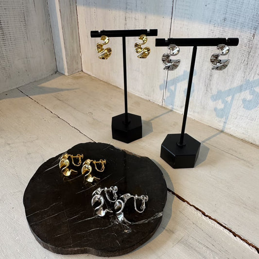 【champdelarose】ウェーブピアス＆イヤリング