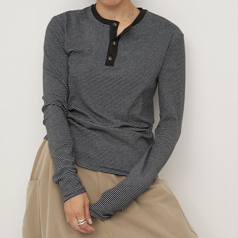 ホンチュンイェン YENN 2025 AUTUMN/WINTER】STP HENRY LONG TEE - Champdelarose