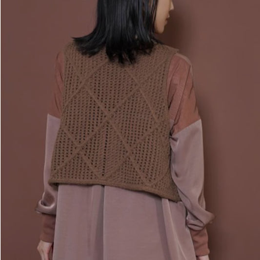【CYAN 2025 AW vol.2】透かしアーガイルニットベスト
