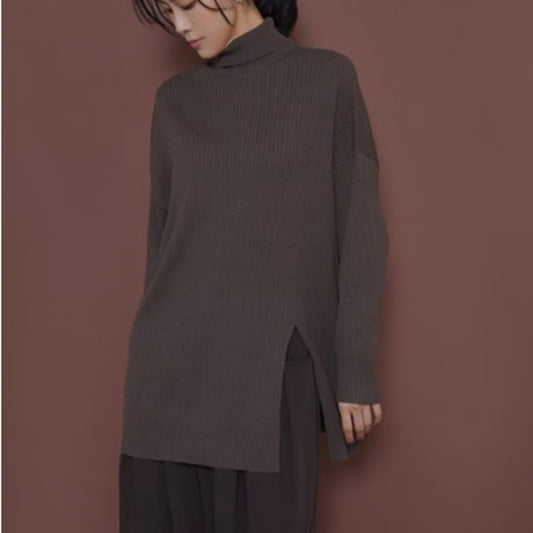 【CYAN 2025 AW vol.2】アシメスリットオーバータートル