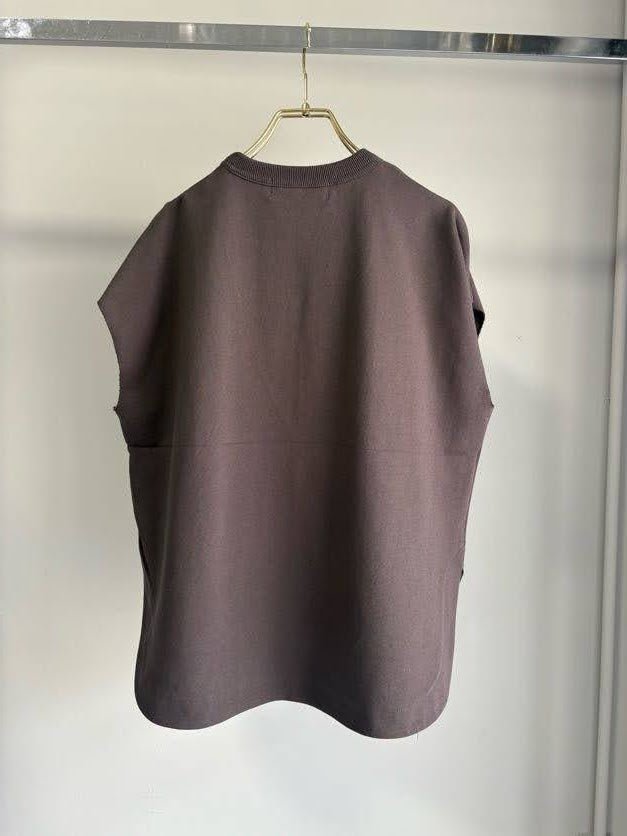 【GOOD VIEW DESIGN 2026 FALL - WINTER】Vガゼット裏毛ノースリーブ - Champdelarose